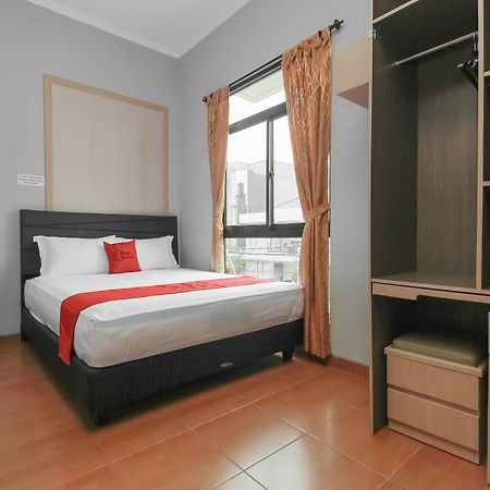 Reddoorz Near Manggarai Station 2 Hotel Jacarta Exterior foto