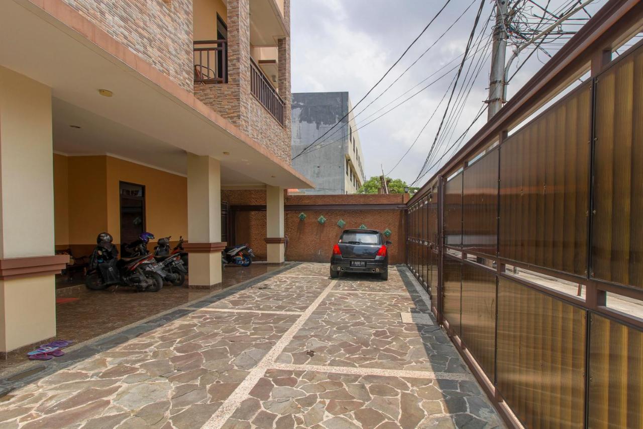 Reddoorz Near Manggarai Station 2 Hotel Jacarta Exterior foto